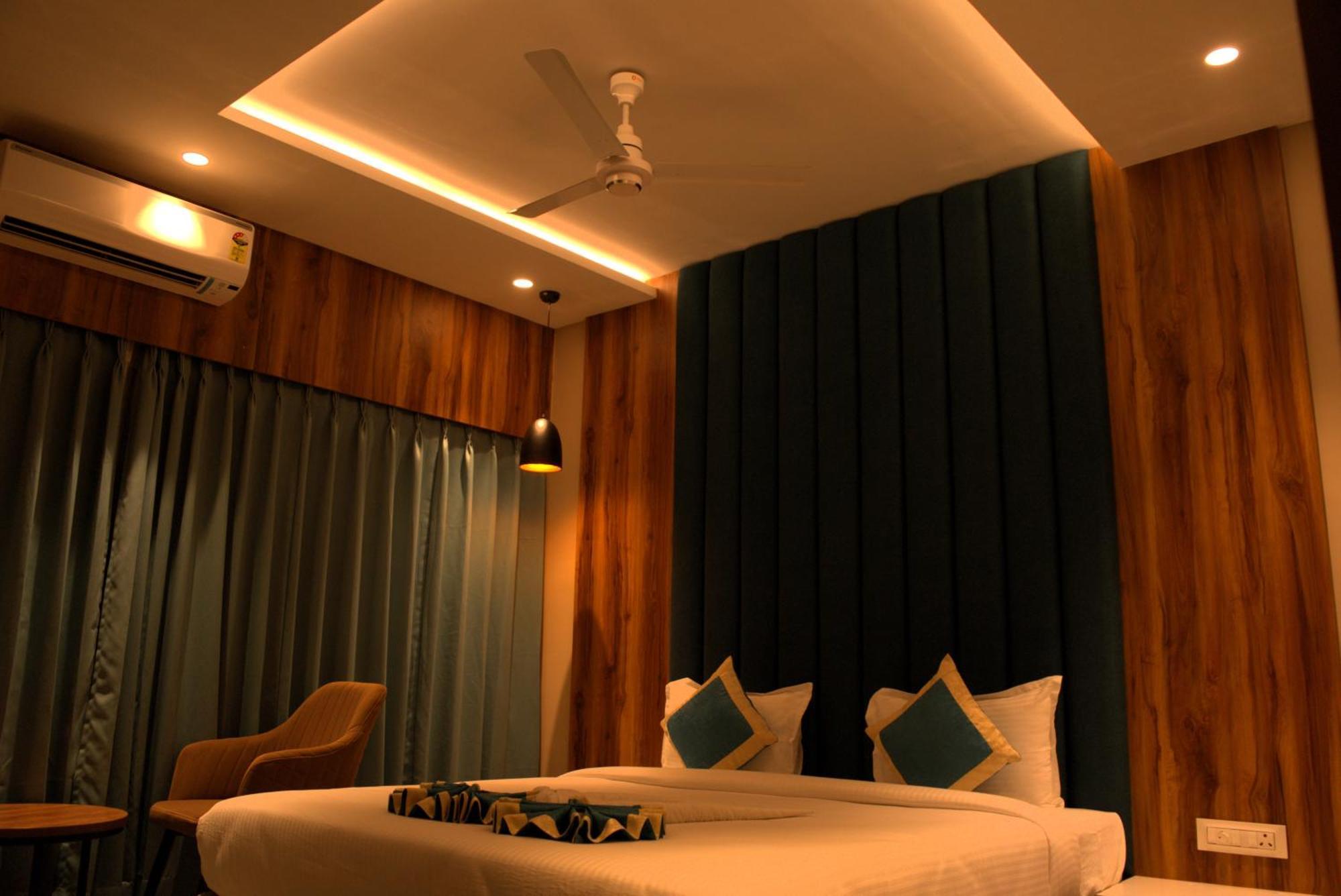 Hotel Tanisha Kishanganj Exterior photo